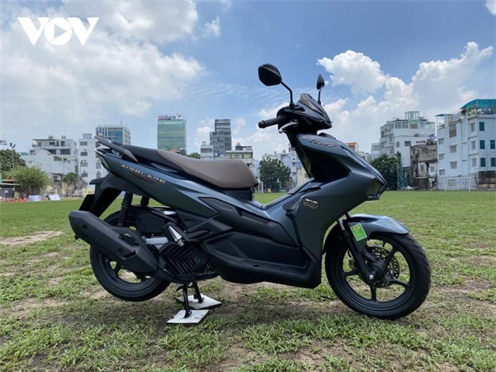 Honda Air Blade 160 phiên bản đắt nhất - Ảnh 10.