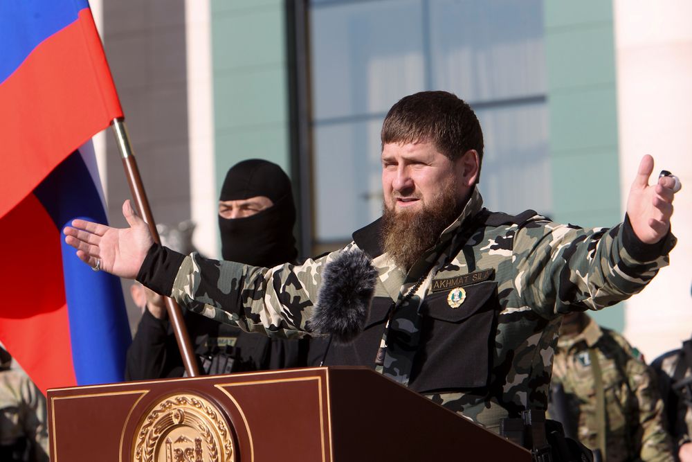 Chechen leader Kadyrov declared victory in the city of Severodonetsk - Photo 1.