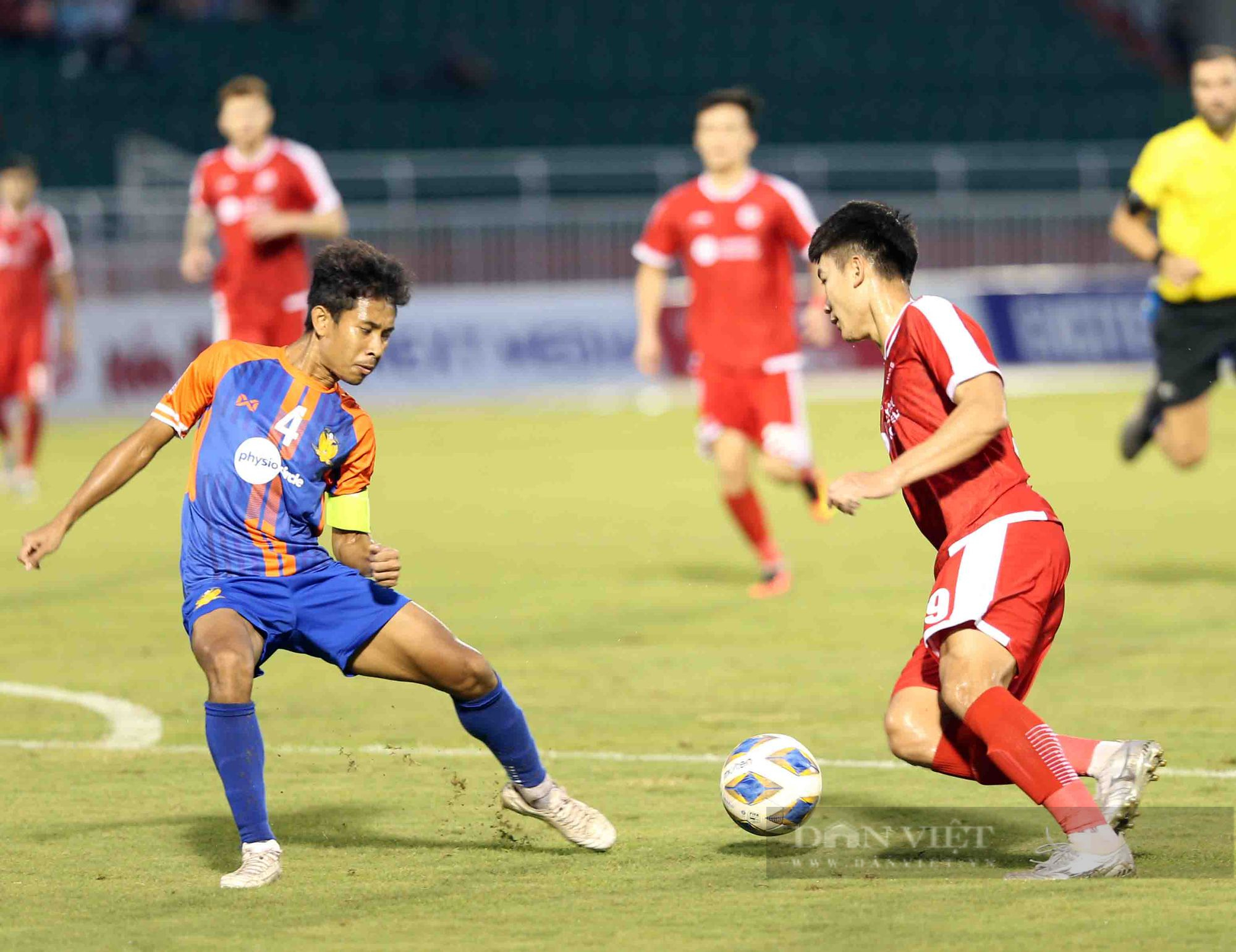 Nhâm Mạnh Dũng kiến tạo, Viettel đánh bại bóng Singapore vượt qua vòng bảng AFC Cup - Ảnh 8.
