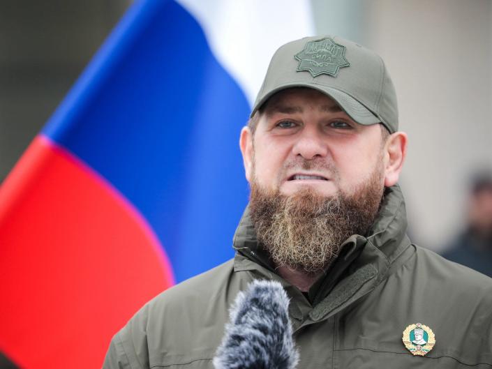 Thủ lĩnh Chechnya có động thái mới sát cánh bên TT Putin, chiến sự Ukraine sẽ có bất ngờ - Ảnh 1.