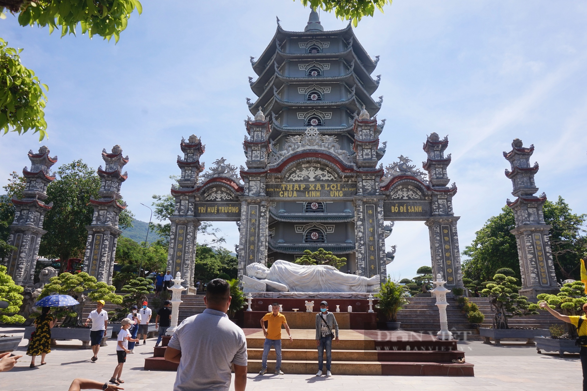 Đà Nẵng: Ngôi chùa nổi tiếng với những cái nhất hút du khách - Ảnh 4.
