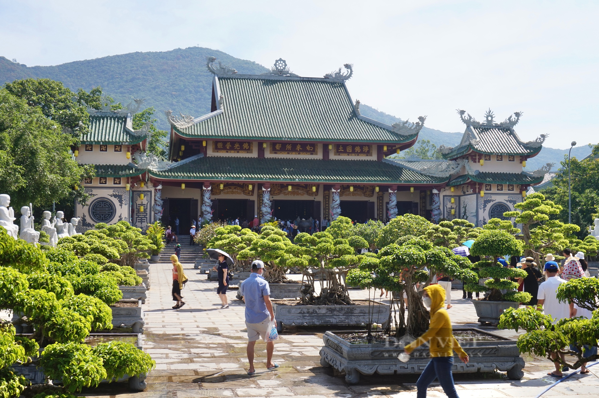 Đà Nẵng: Ngôi chùa nổi tiếng với những cái nhất hút du khách - Ảnh 6.
