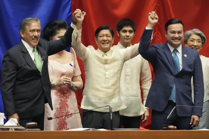 Chân dung người thay thế ông Duterte lèo lái Philippines - Ảnh 1.