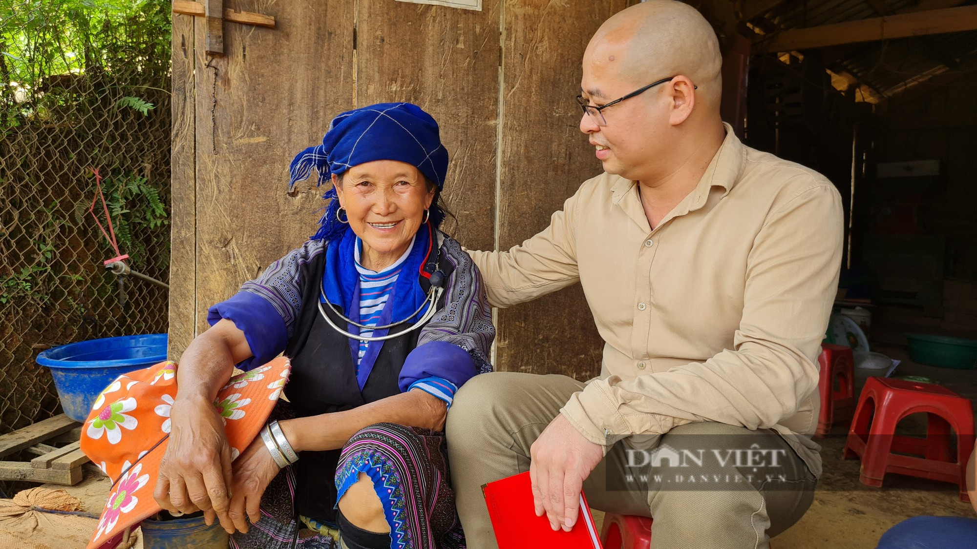 Lời kể của người mất 2 tháng nhặt đá, xới cỏ để tạo thành &quot;Mâm xôi&quot; nổi tiếng khắp nơi.  - Ảnh 4.