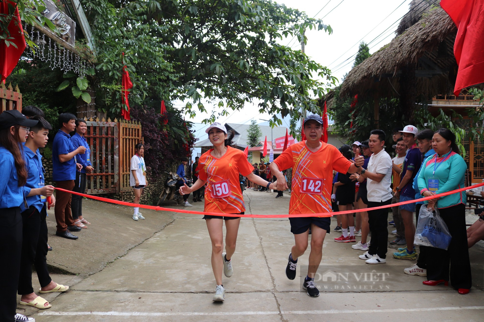 Hundreds of athletes participated in the running tournament 