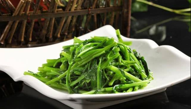 3 tips to stir-fry green vegetables, crispier, more delicious than meat - Photo 1.