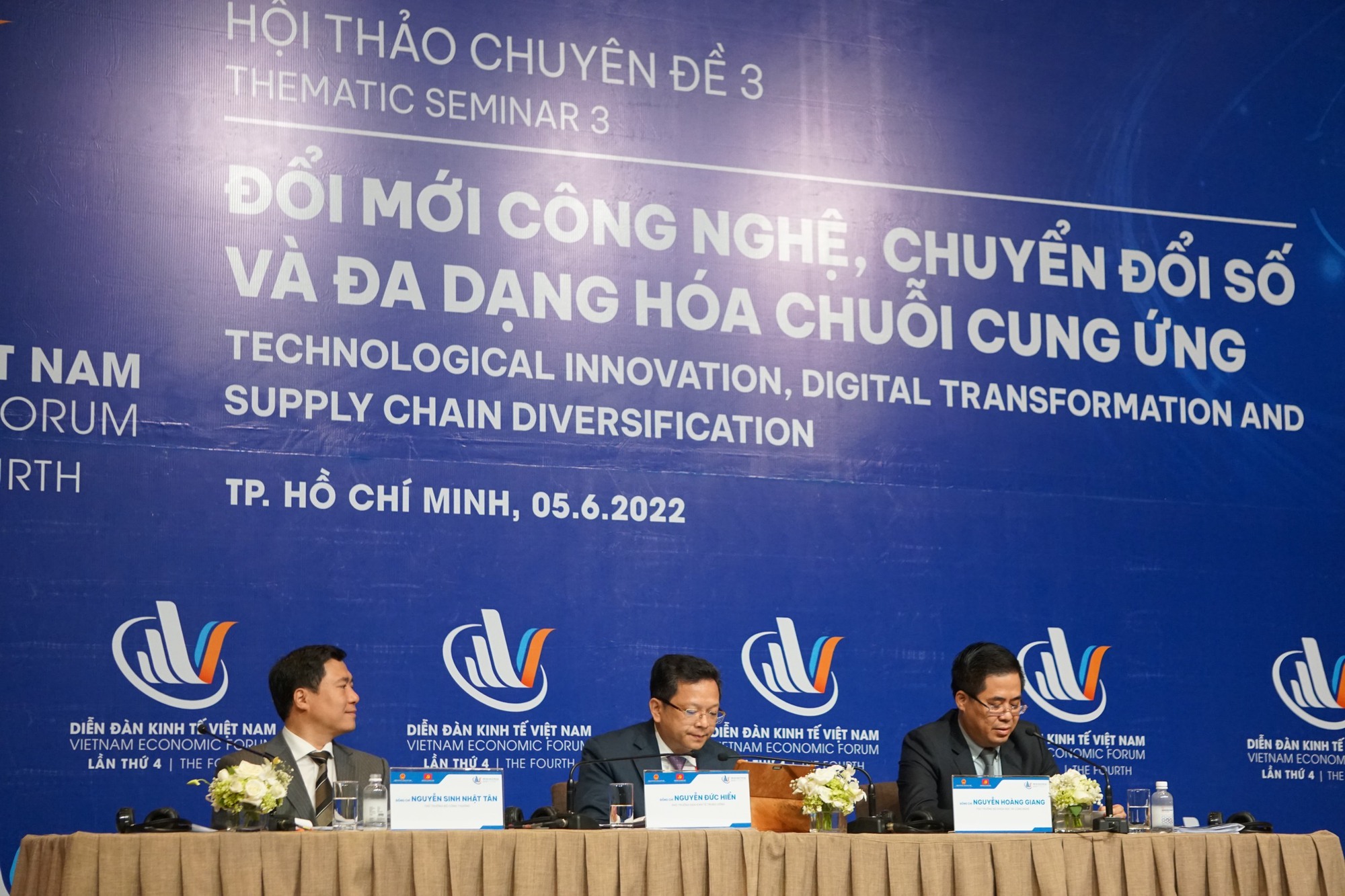 Vietnam is not necessarily behind in technological innovation and digital transformation - Photo 4.