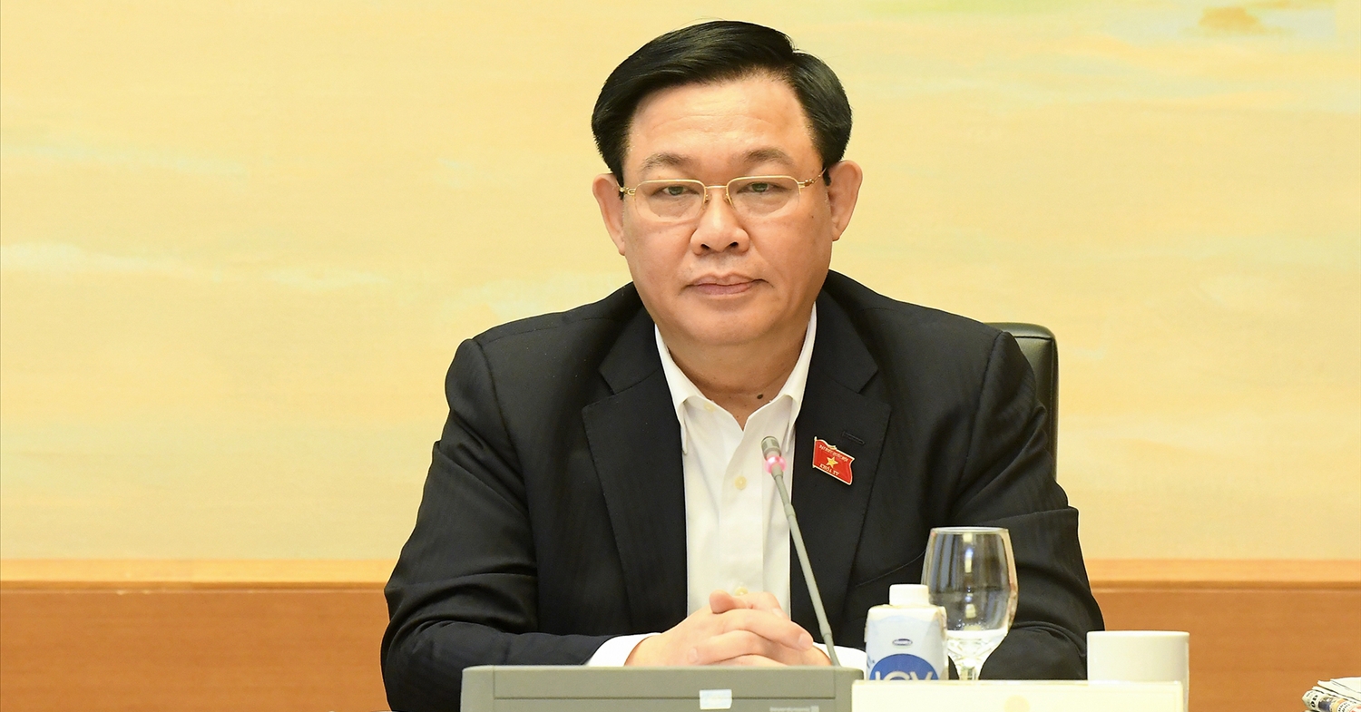 The “reaction” of National Assembly Chairman Vuong Dinh Hue when a member of the National Assembly “begged” to use salary reform to build roads