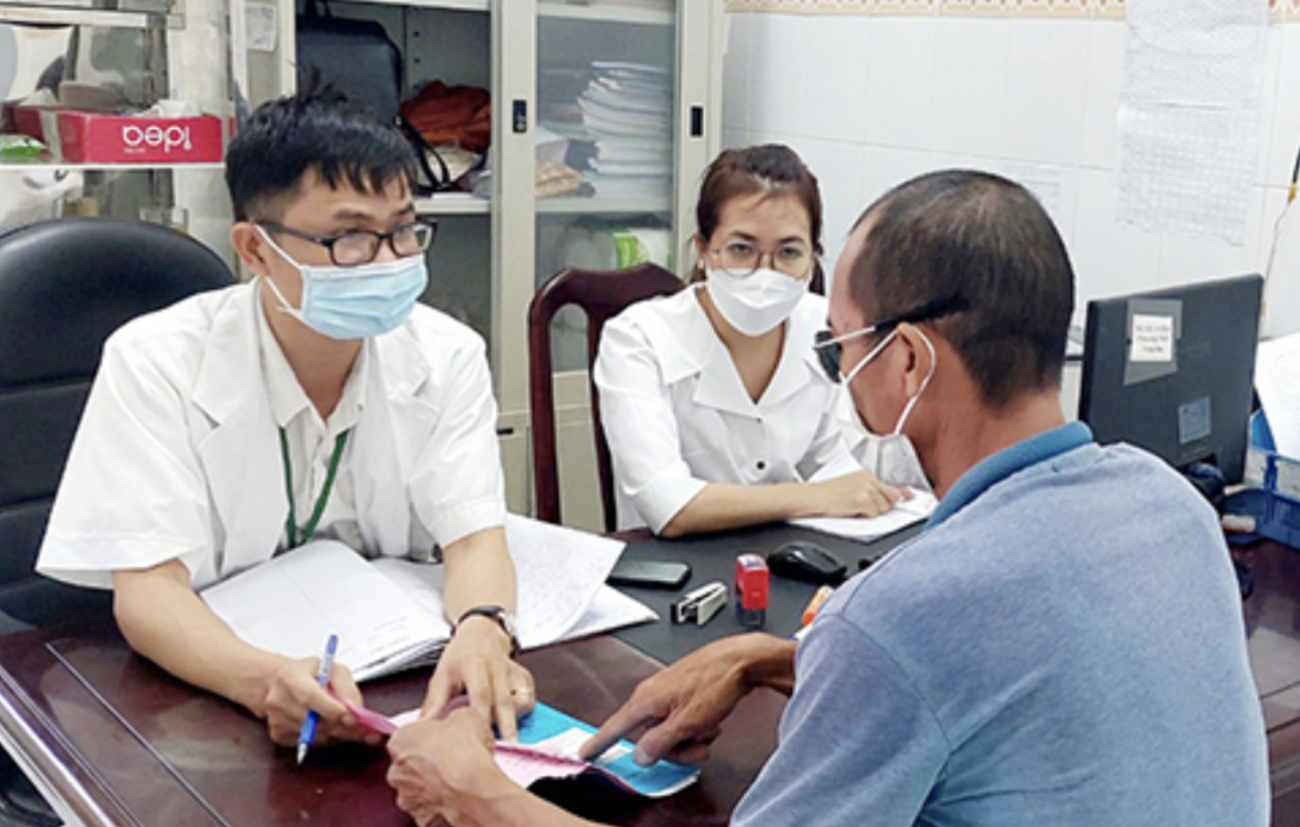 Dong Nai spent nearly 400 billion to reduce the rate of HIV/AIDS infection - Photo 1.