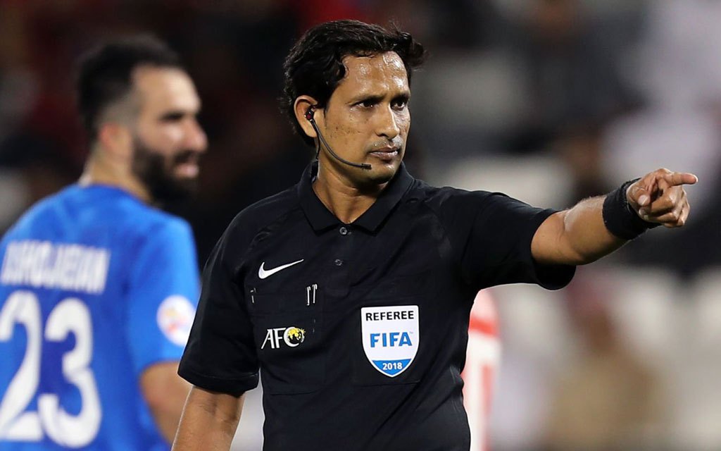 Who is the referee of the match U23 Vietnam vs U23 Malaysia?