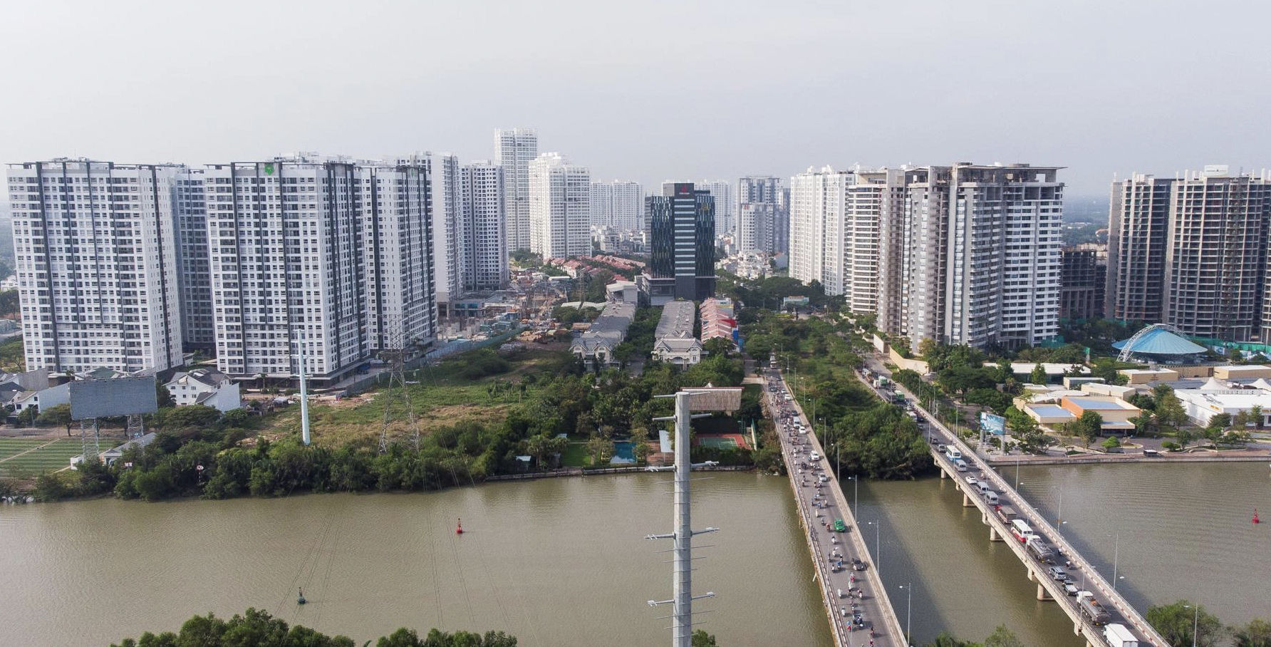 Nạn trốn thuế nhà đất bằng &quot;hai giá&quot;, Bộ Tài chính nói: Giá đất các tỉnh không sát thị trường - Ảnh 1.