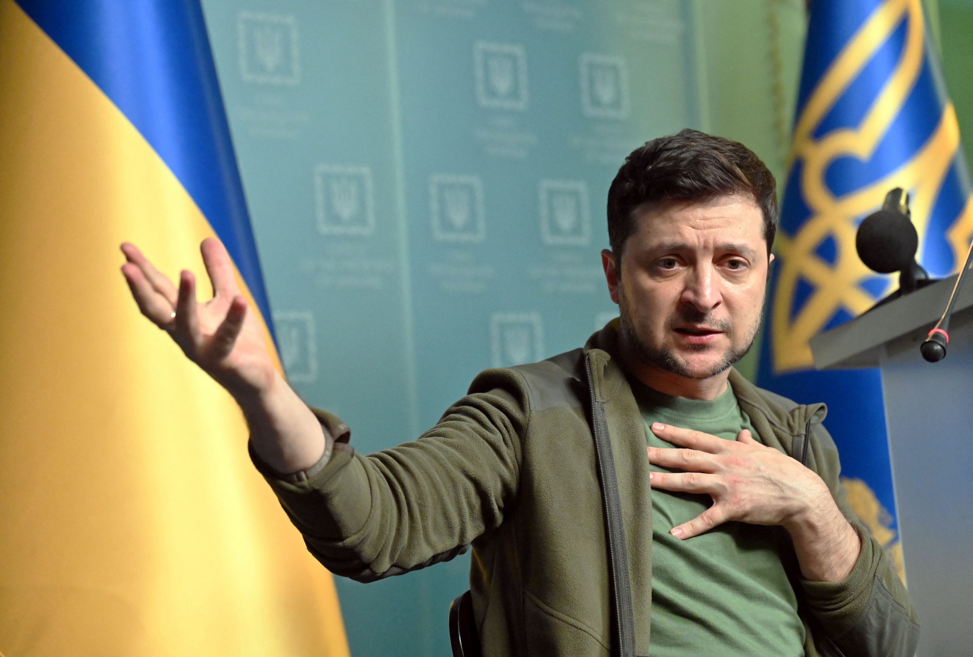 President Zelensky admitted that Ukraine could not attack on the battlefield, losing to Russia on this - Photo 1.