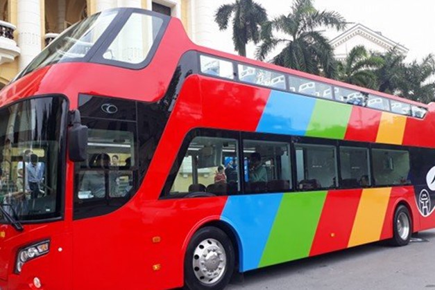 Xe buýt 2 tầng để quảng bá, phục vụ miễn phí cho khách du lịch Khánh Hòa - Ảnh 1.