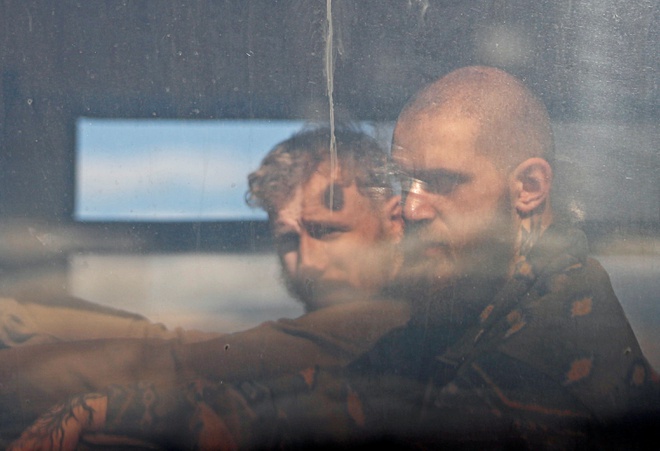 More than 1,000 Ukrainian soldiers were sent to Russia for investigation - Photo 1.