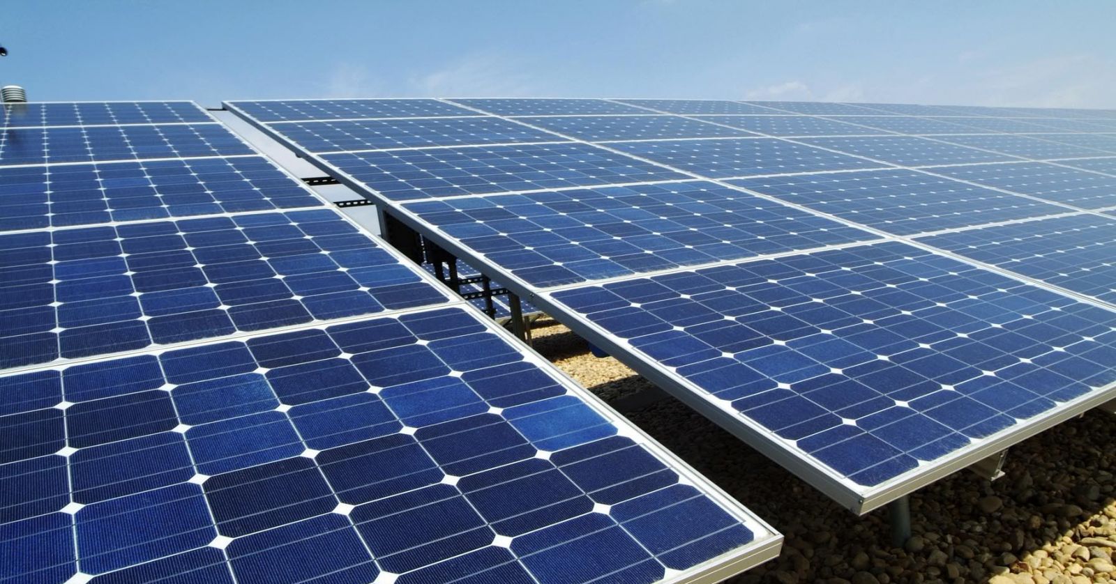Why is the US considering temporary tax exemption for solar panels imported from Vietnam?