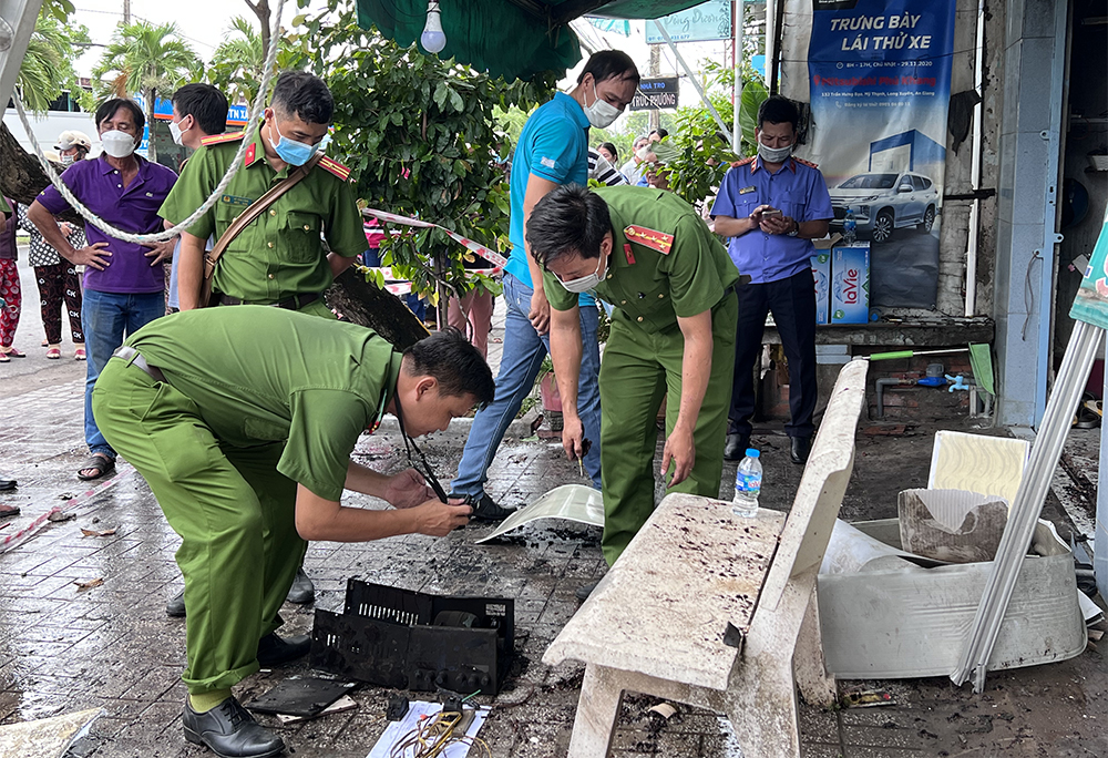 An Giang: Cháy nhà khiến 2 mẹ con tử vong - Ảnh 4.