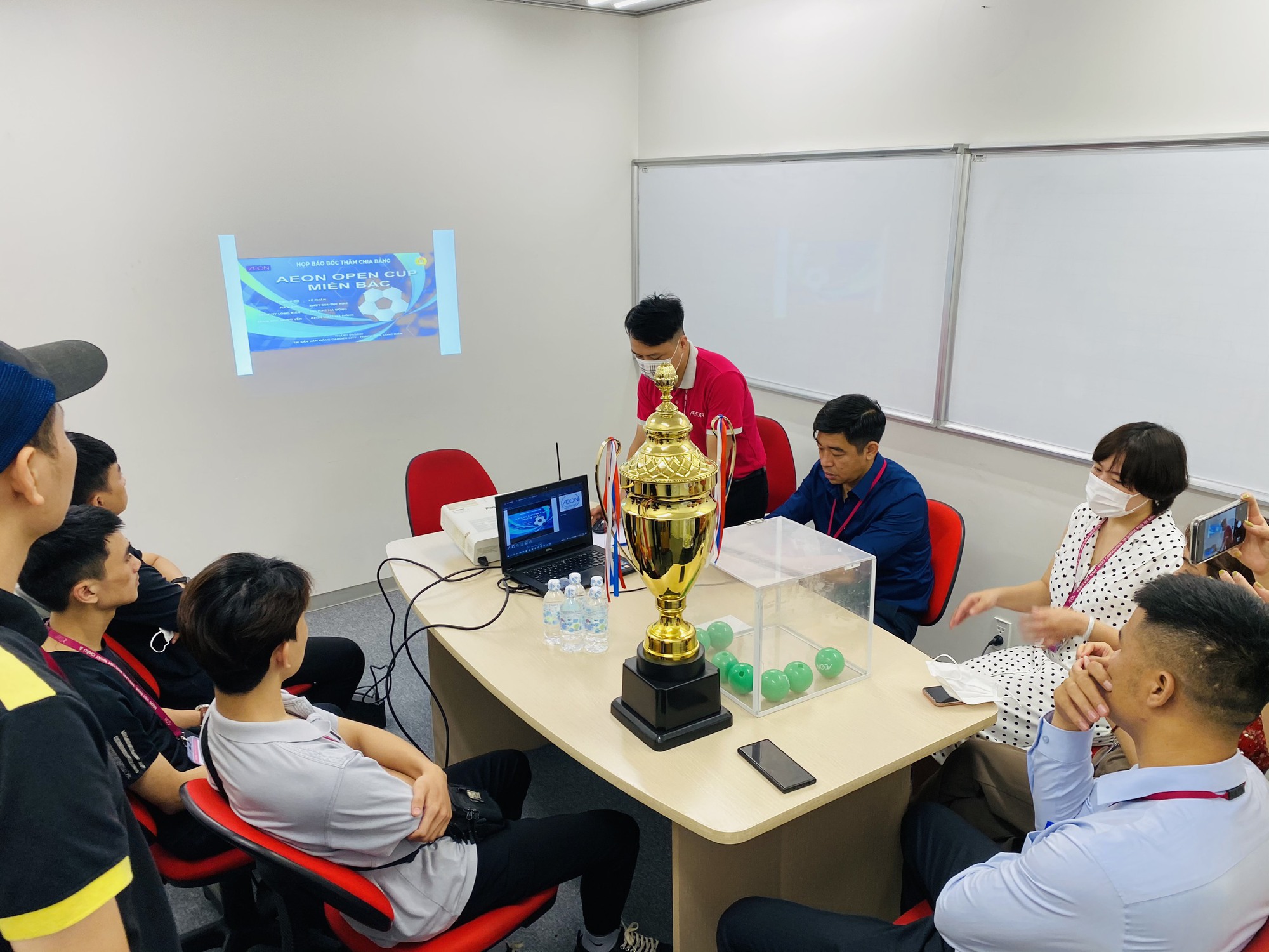 AEON Open Cup 2022 Miền Bắc chơi hết mình, làm hết sức - Ảnh 1.