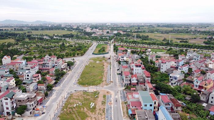 Huyện Đông Anh (Hà Nội): Thu ngân sách 6 tháng đạt 304% so với cùng kỳ năm 2021 - Ảnh 1.