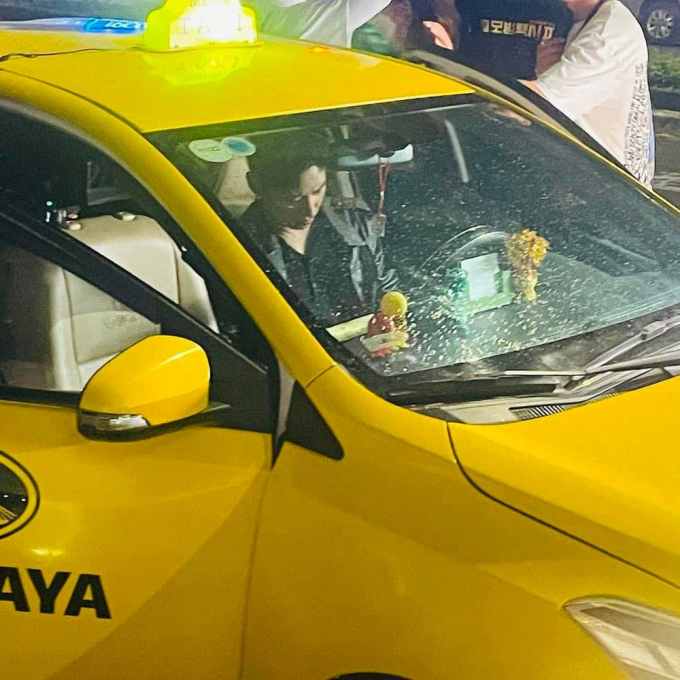 Lee Je Hoon bị lộ hình ảnh khi quay Taxi Driver 2 tại Đà Nẵng là sự cố ngoài ý muốn - Ảnh 1.