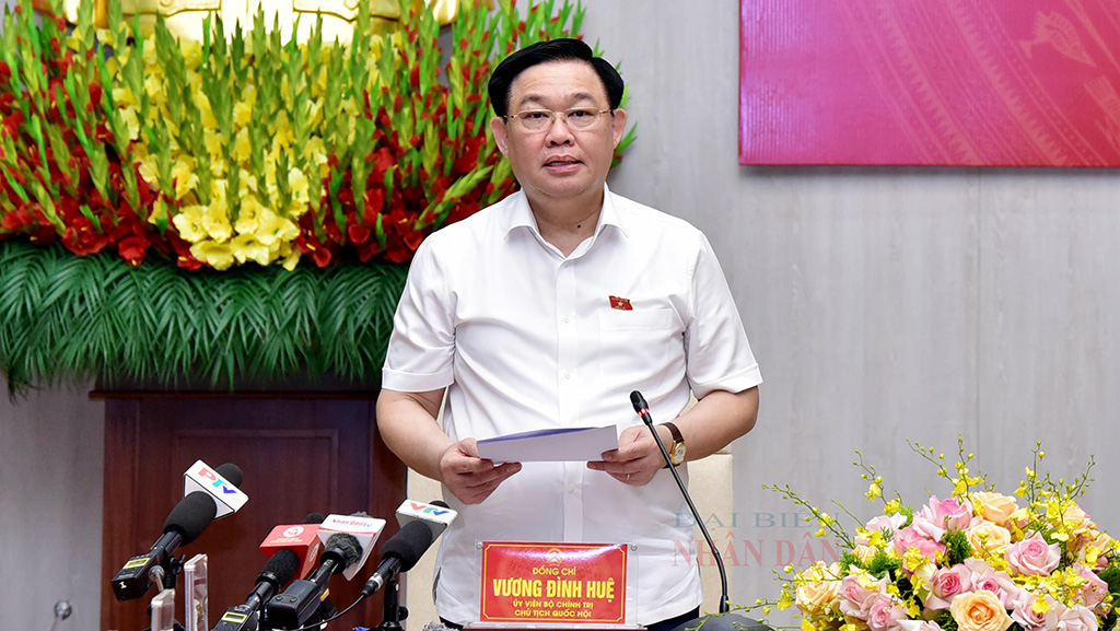 Chủ tịch Quốc hội Vương Đình Huệ: Phú Thọ sẽ sớm trở thành tỉnh dẫn đầu trong khu vực - Ảnh 2.