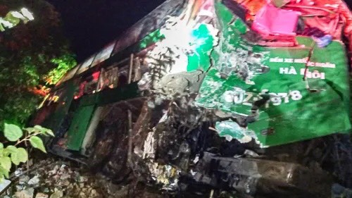 Vụ tai nạn thảm khốc làm 11 người thương vong ở Khánh Hòa: Tài xế xe tải có nồng độ cồn - Ảnh 2.