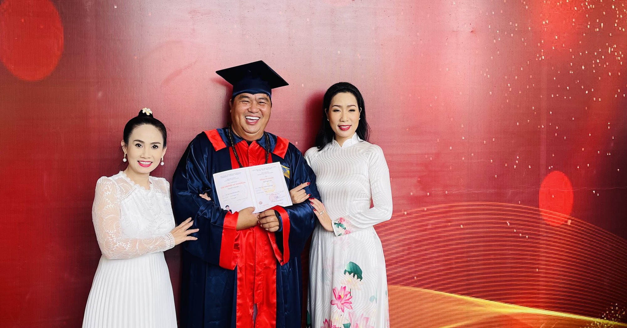 Hoàng Mập: Học đại học ở tuổi 51 khiến tôi vô cùng e ngại