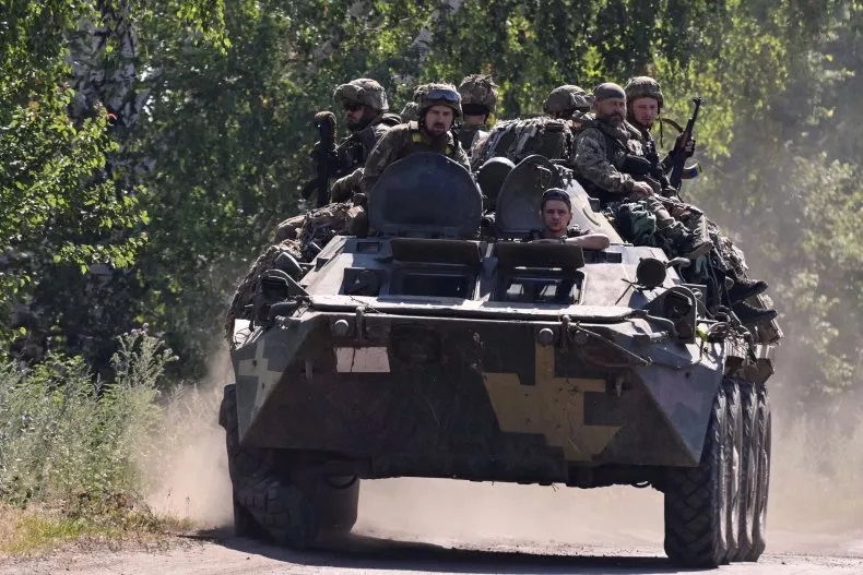 Ukraine hé lộ về cuộc tấn công chết chóc chỉ duy nhất phó chỉ huy sư đoàn Nga sống sót - Ảnh 1.
