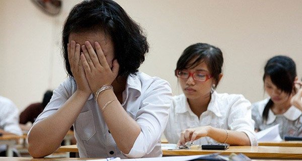 7 ngành nghề điểm đầu vào cao nhưng rất khó tìm việc trong 10 năm tới - Ảnh 1.