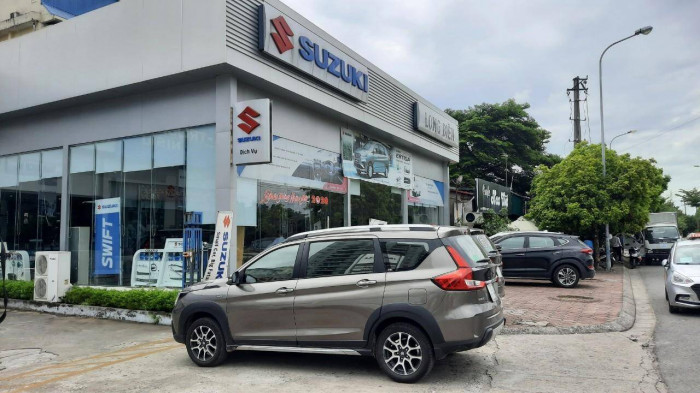 Mẫu xe tiết kiệm xăng của Suzuki lần đầu lọt Top 10 xe bán chạy - Ảnh 1.