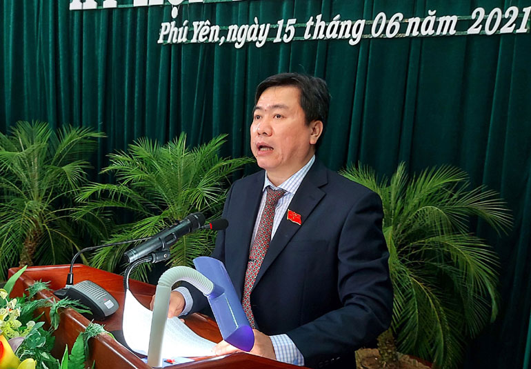 Kỷ luật Chủ tịch tỉnh Phú Yên và đề nghị kỷ luật một Ủy viên Trung ương - Ảnh 2.