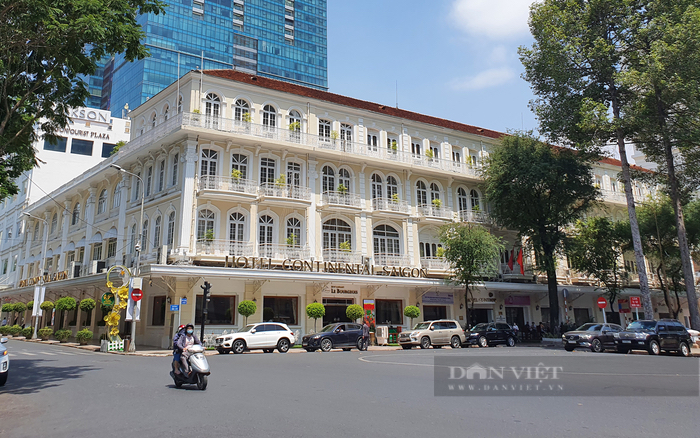 Nhà giàu đi du lịch, khách sạn 4-5 sao tại Sài Gòn kín phòng - Ảnh 1.