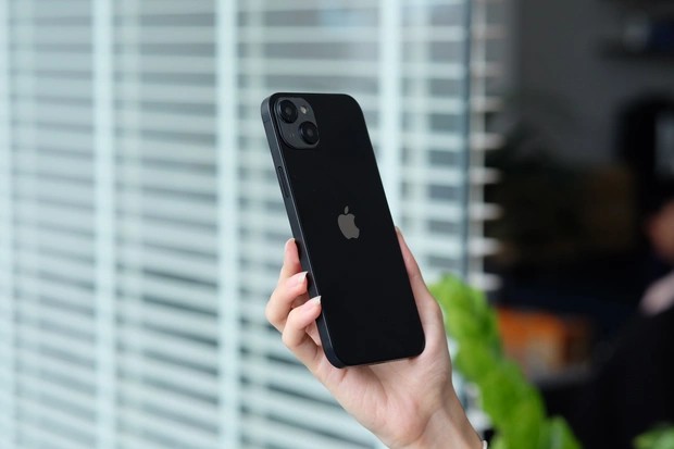 Mô hình iPhone 14 series về Việt Nam, màn hình tai thỏ biến mất trên bản nào? - Ảnh 2.