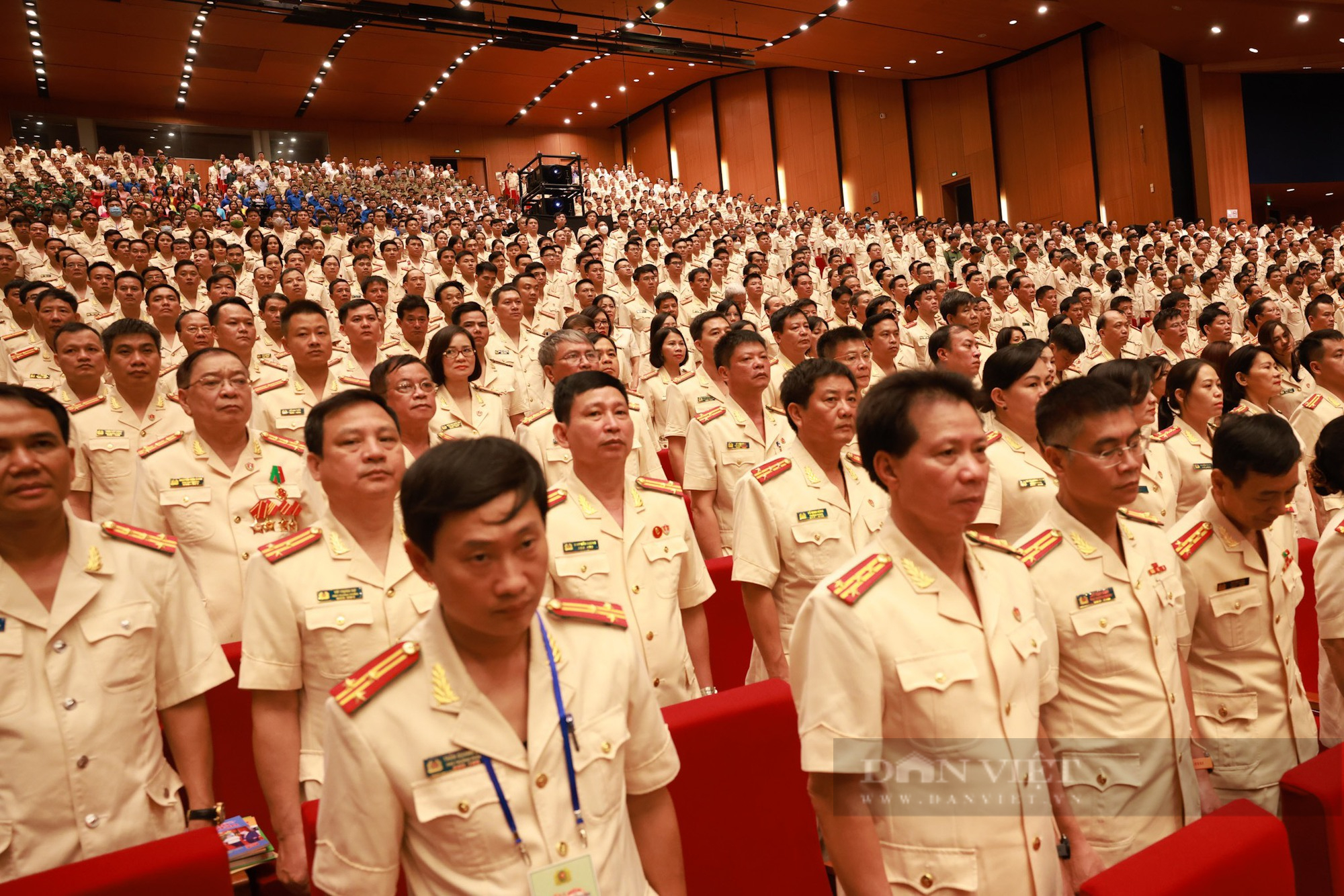 Thủ tướng Phạm Minh Chính dự lễ kỷ niệm 60 năm Ngày Truyền thống lực lượng Cảnh sát nhân dân - Ảnh 3.