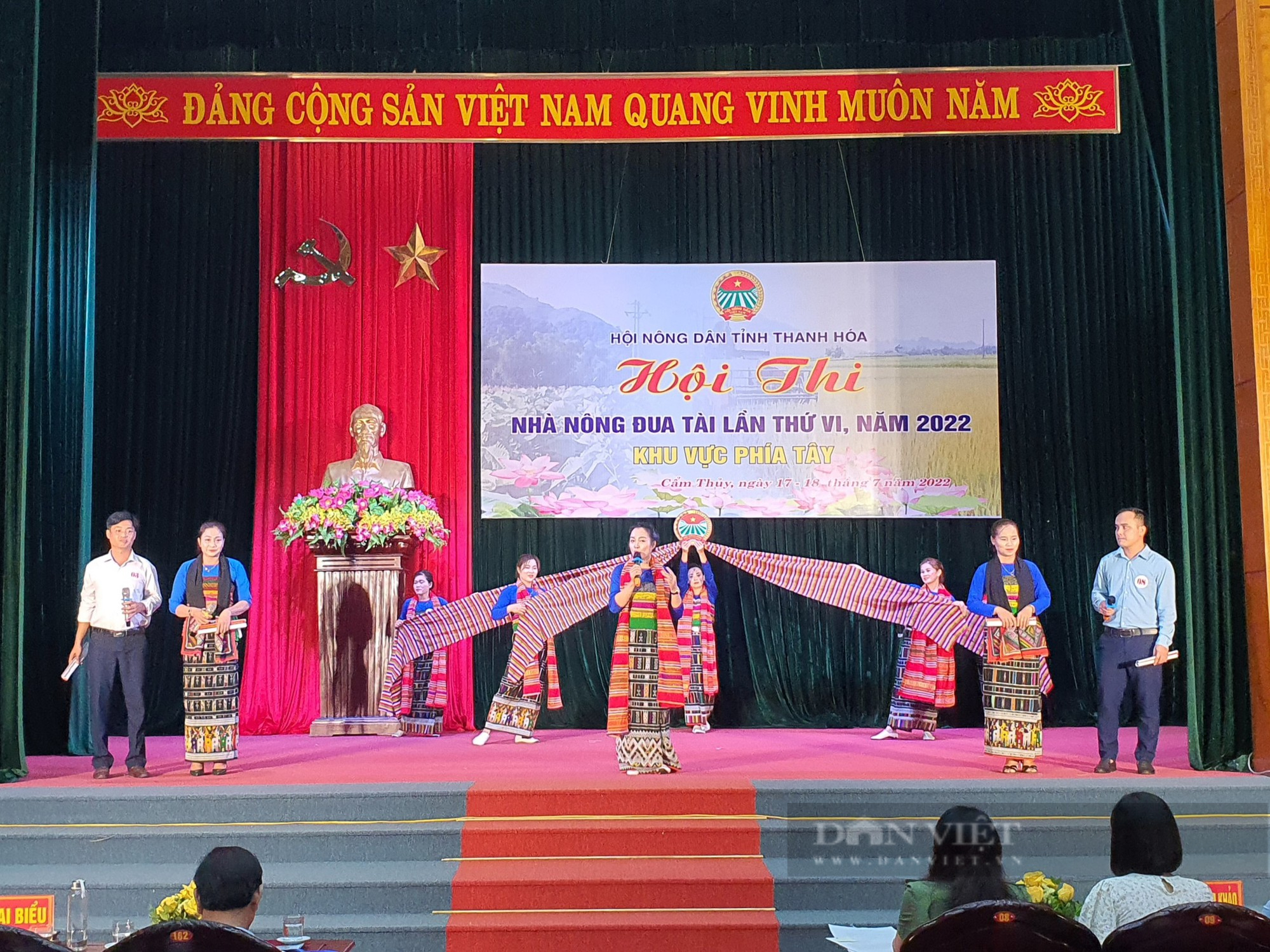 Nông dân miền núi Thanh Hóa tham dự Hội thi Nhà nông đua tài, HND huyện … &quot;rinh&quot; về giải Nhất - Ảnh 2.