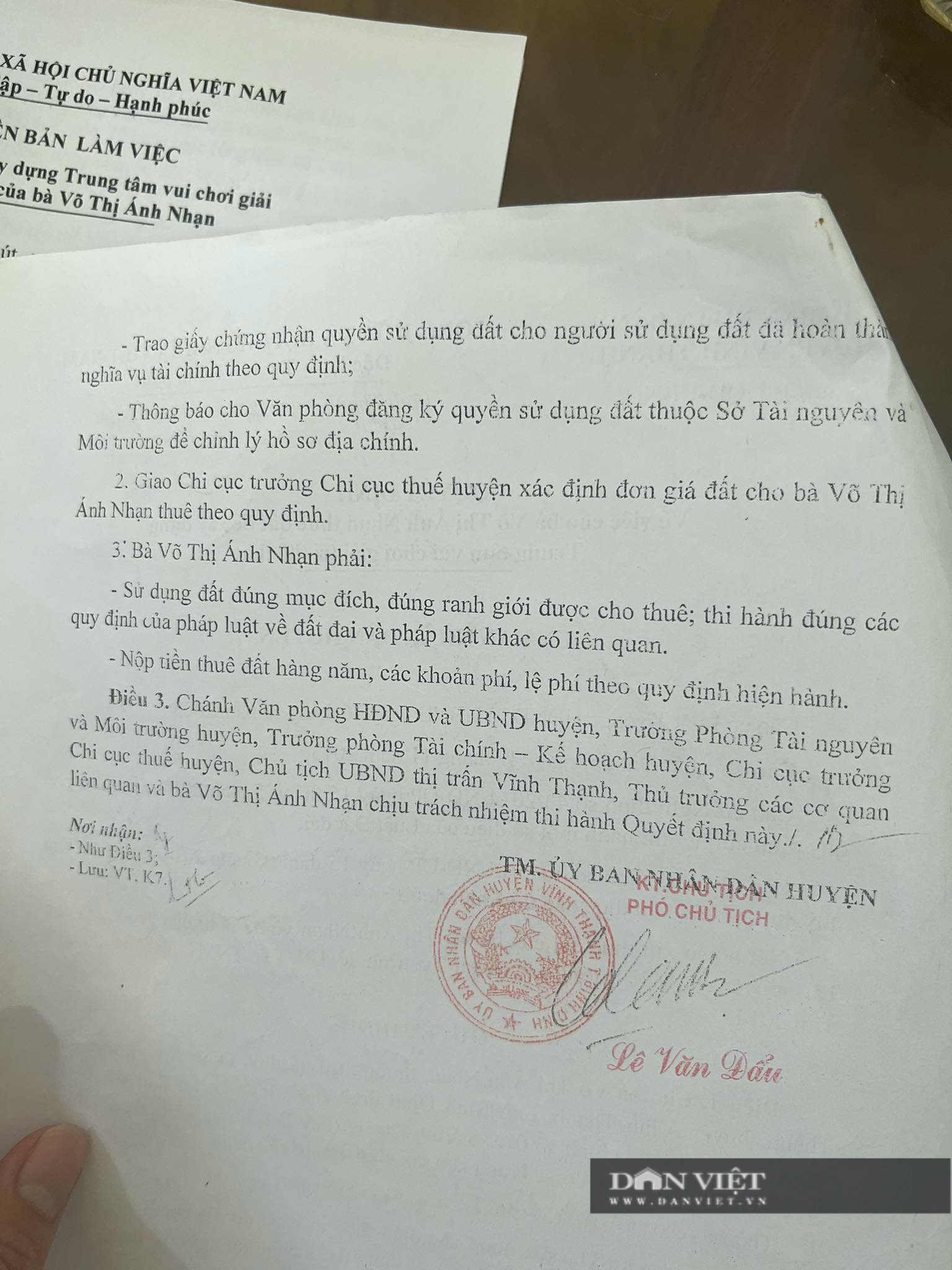 Cho vợ nguyên Chủ tịch huyện ở Bình Định thuê 'đất vàng' trái luật: 'Tham mưu bảo đúng nên tôi ký' - Ảnh 3.