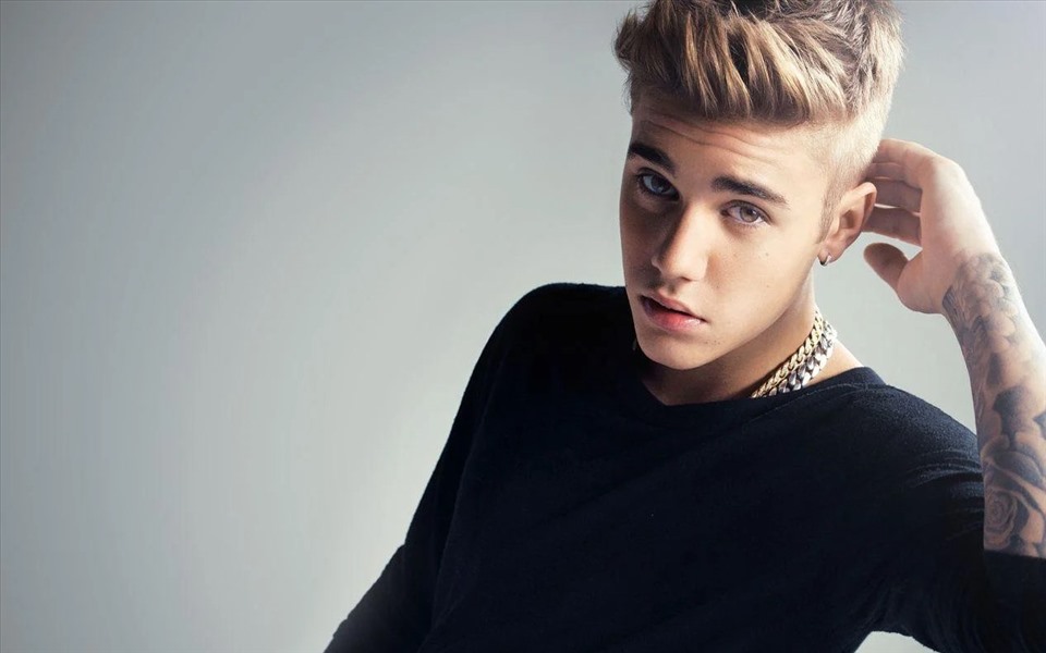 Justin Bieber chữa lành chứng liệt nửa mặt - Ảnh 1.