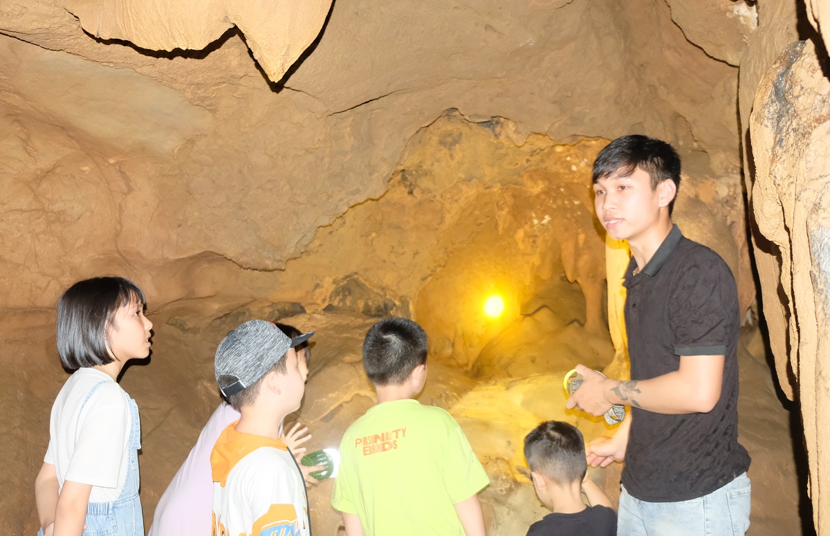 Khám phá hang động đẹp như tiên cảnh ở xứ Thanh - Ảnh 12.