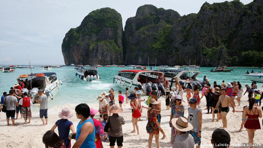 Du lịch Thái Lan: Bãi biển Patong nổi lên là điểm đến tháng 7 hấp dẫn du khách quốc tế - Ảnh 3.