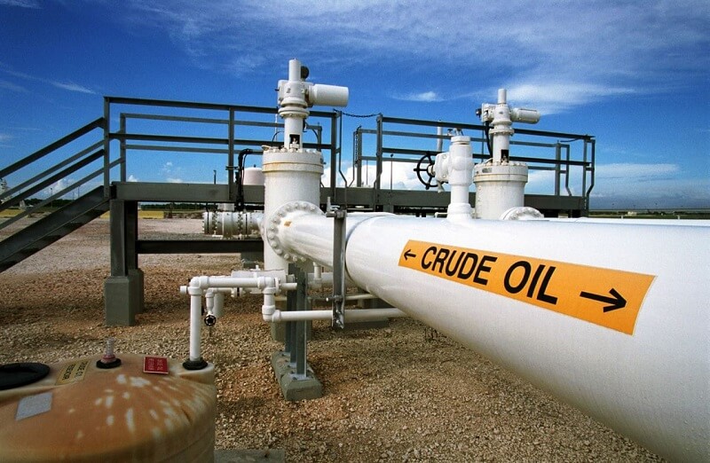 Giá xăng dầu hôm nay 23/7: Dầu thô lao dốc sau động thái &quot;nóng&quot; với dầu Nga - Ảnh 3.