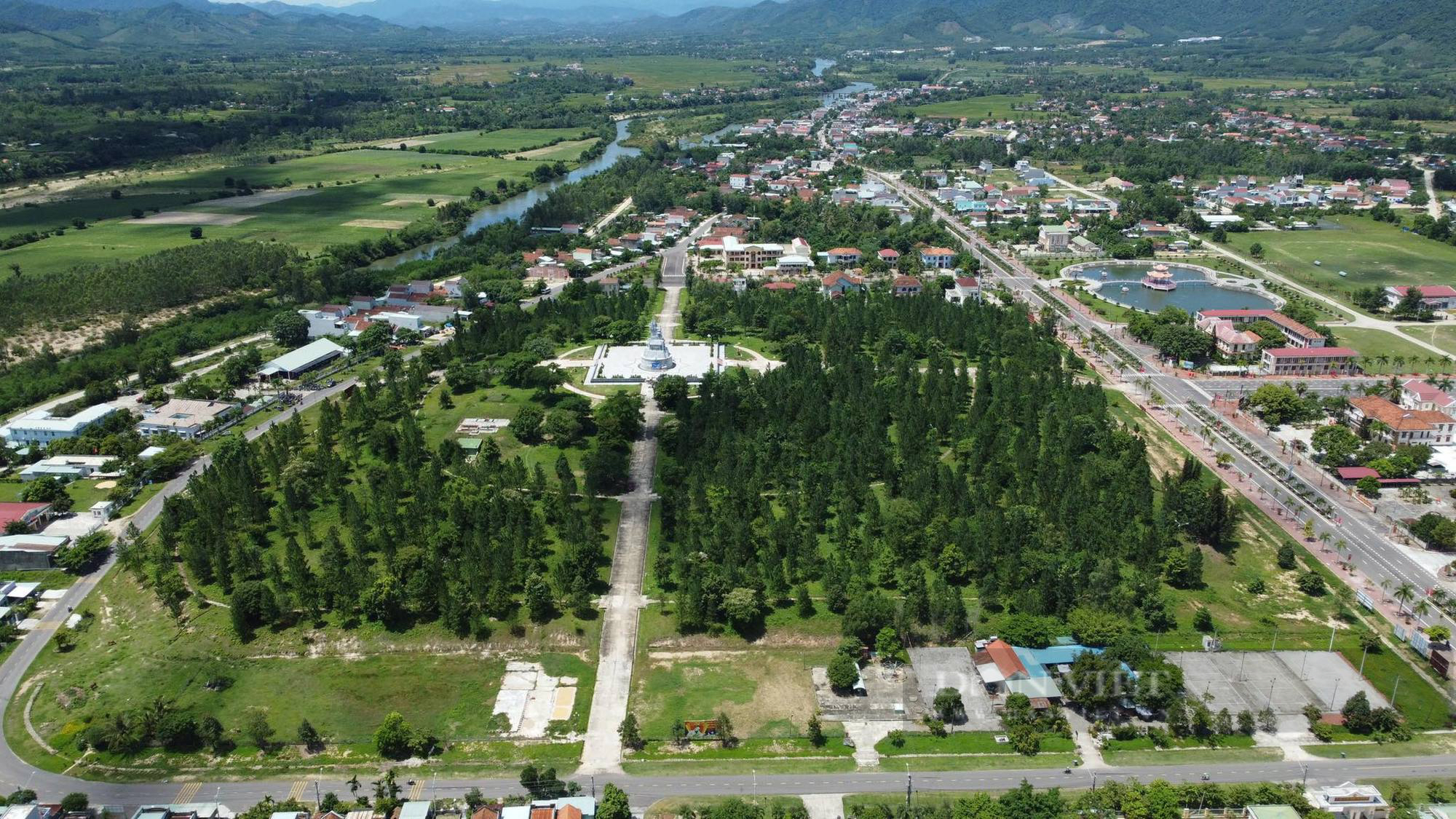 Bình Định thanh tra đất đai liên quan đến người thân lãnh đạo, nguyên lãnh đạo Vĩnh Thạnh - Ảnh 1.