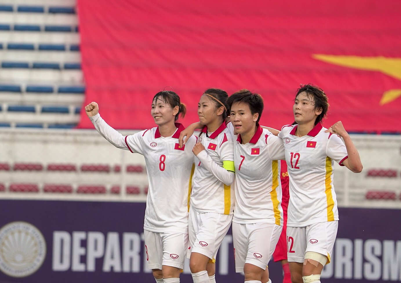 ĐT nữ Việt Nam sử dụng cầu thủ Việt kiều tại VCK World Cup 2023? - Ảnh 1.