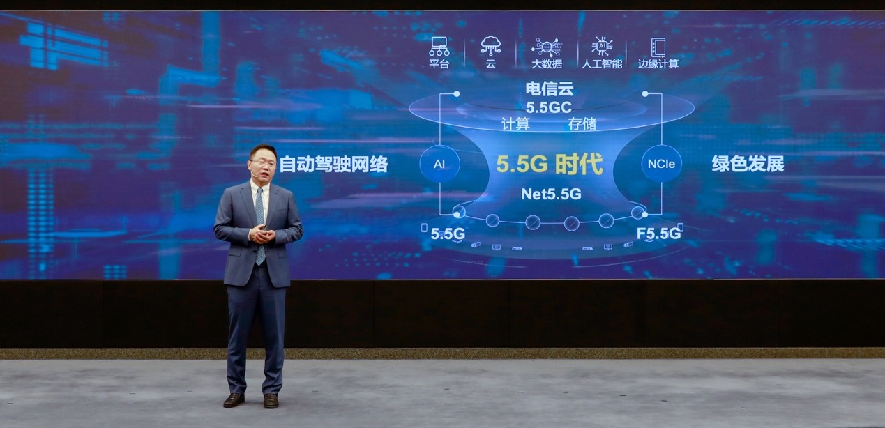 Giám đốc điều hành Hội đồng quản trị của Huawei, ông David Wang: ‘Đổi mới sáng tạo và Thắp sáng kỷ nguyên 5.5G’ - Ảnh 1.