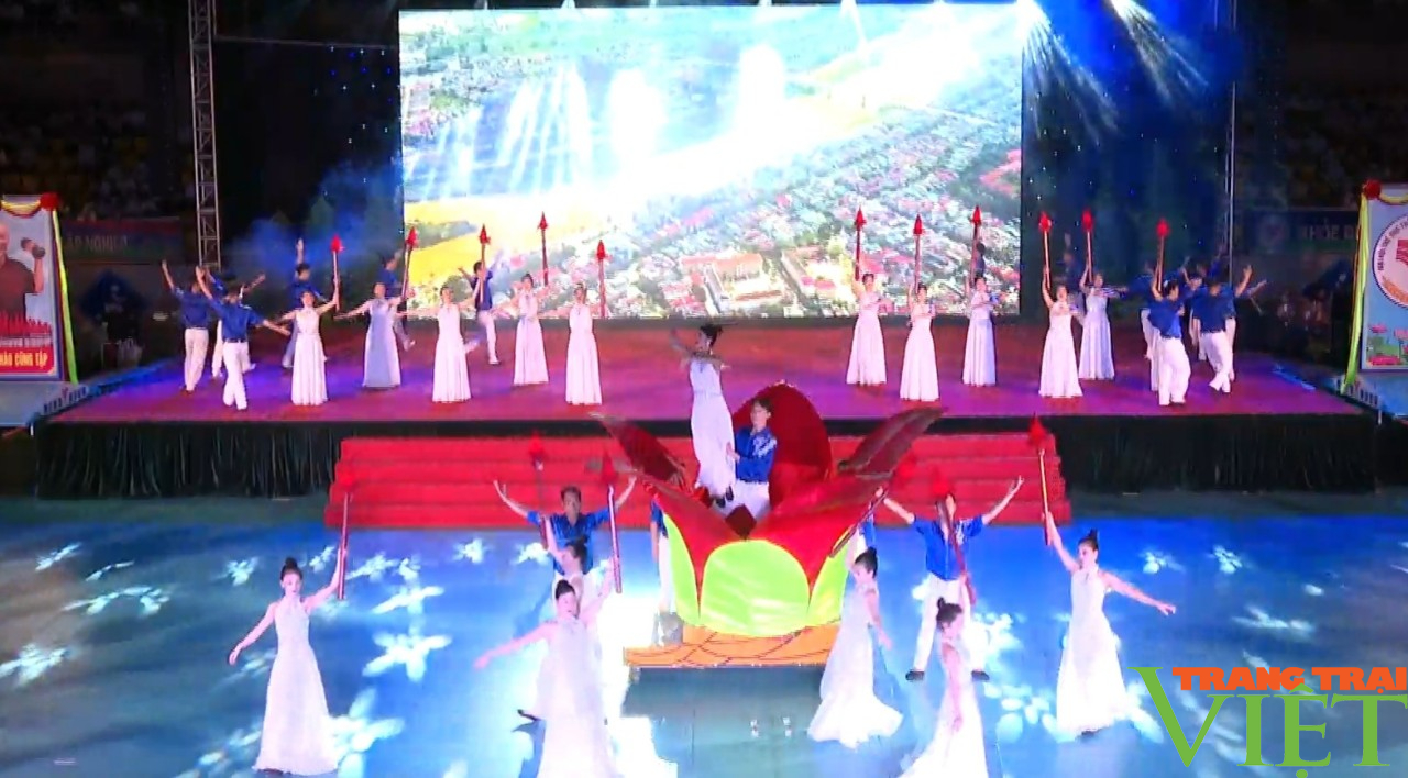  Khai mạc Đại hội Thể dục thể thao tỉnh Lào Cai lần thứ VII năm 2022 - Ảnh 3.