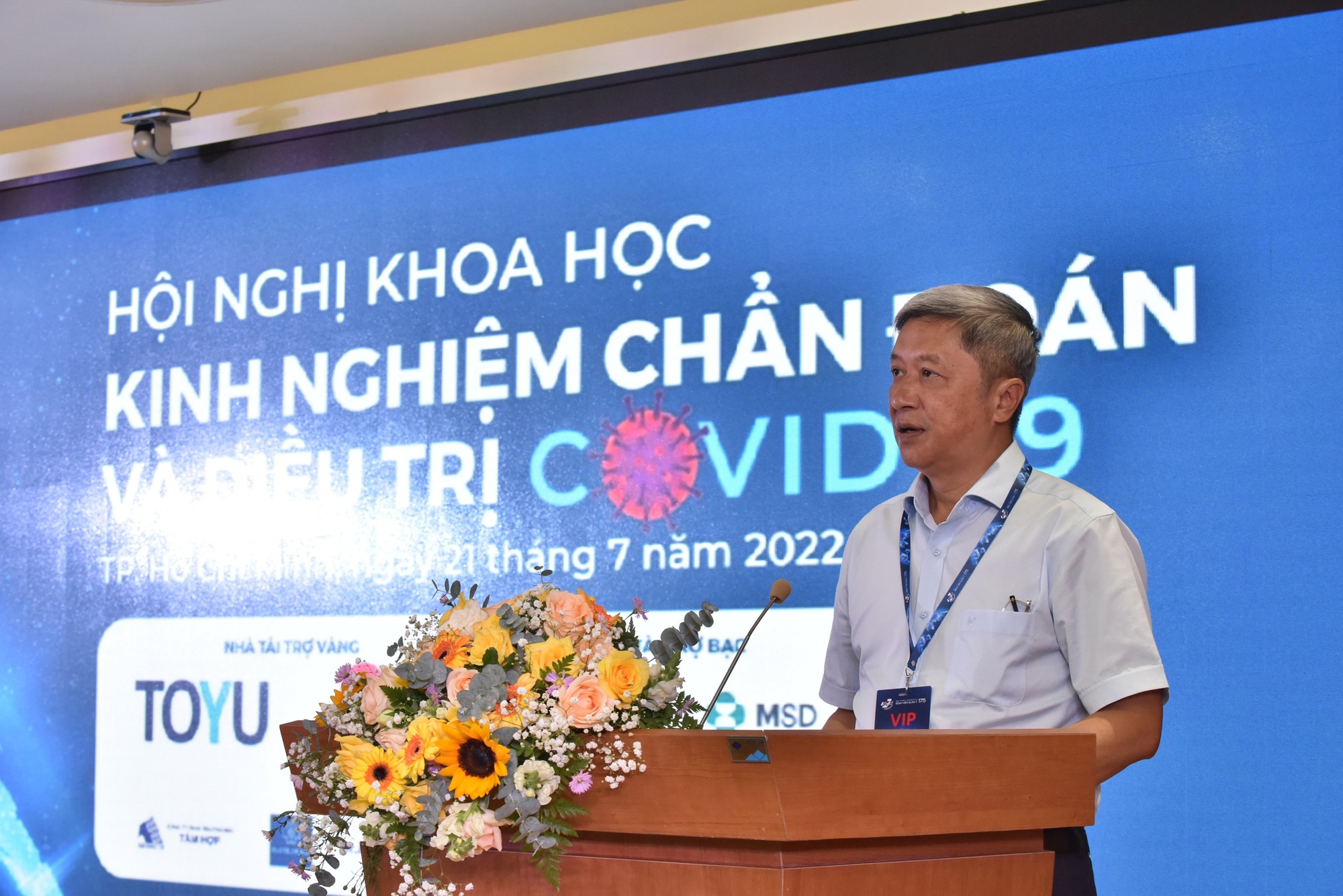 Thứ trưởng Bộ Y tế Nguyễn Trường Sơn: Không để tái diễn tình trạng dịch Covid-19 như TP.HCM một lần nữa - Ảnh 1.