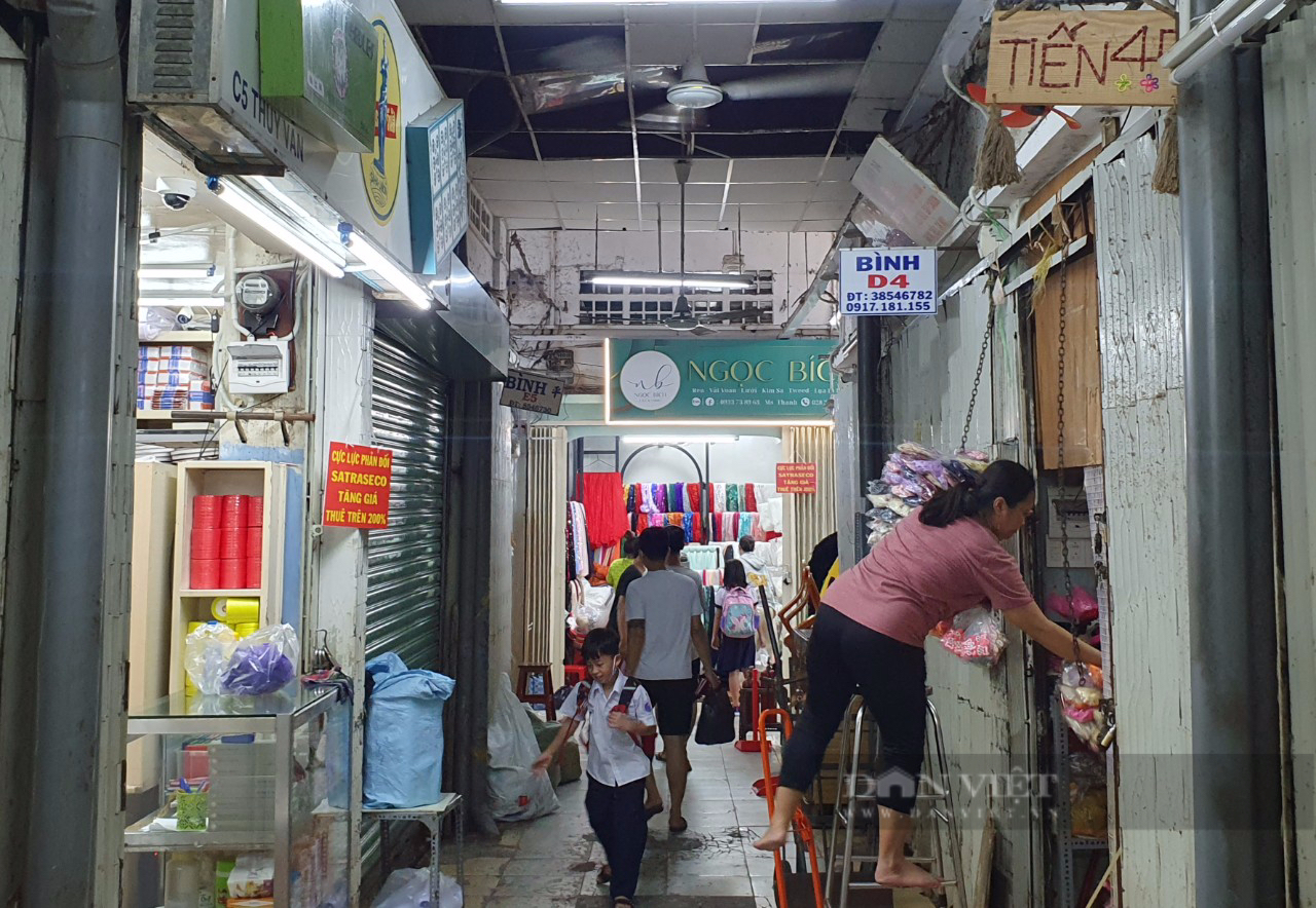 Tiểu thương chợ Đại Quang Minh &quot;tố&quot; bị chủ chợ cắt điện trong đêm - Ảnh 3.