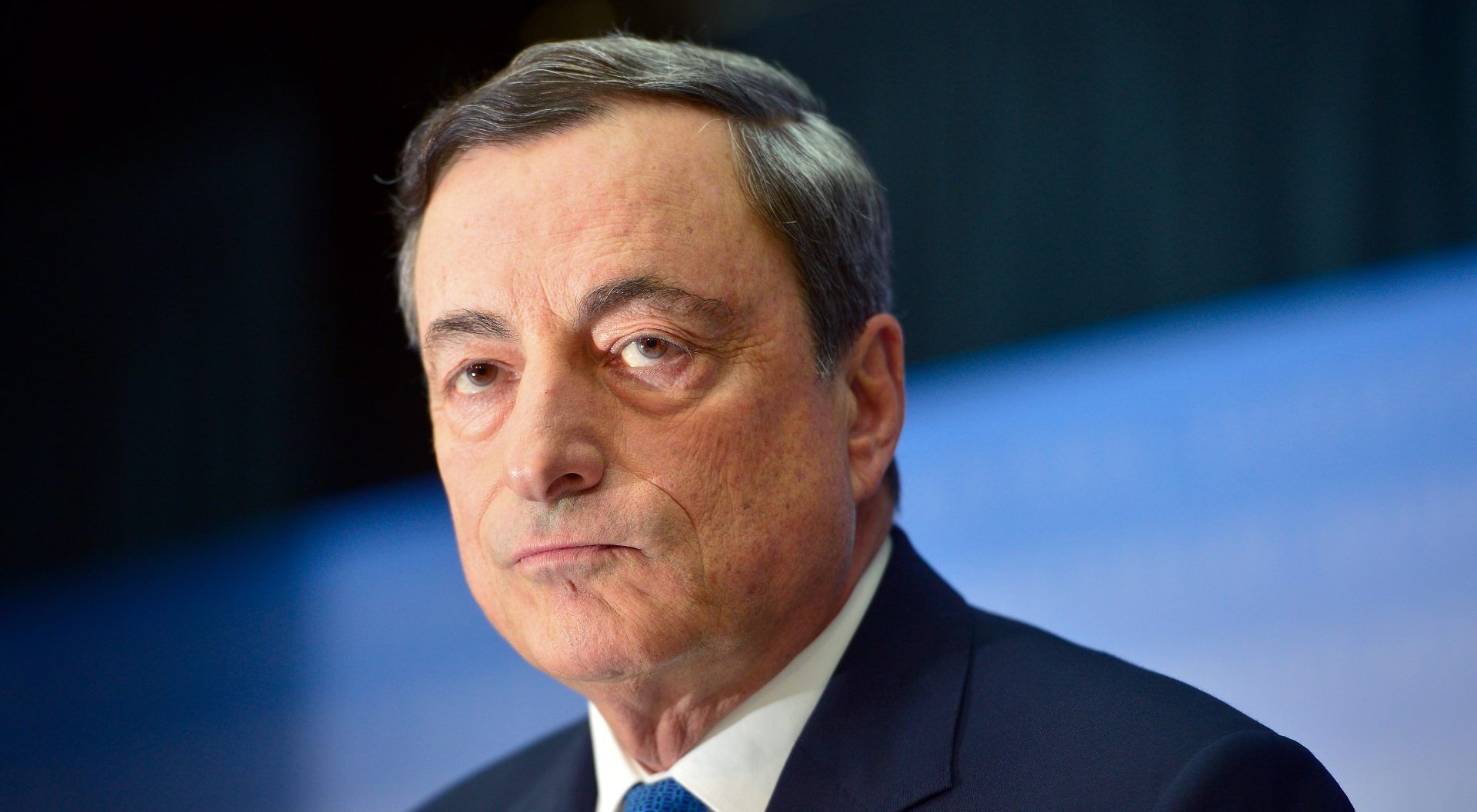 Ý chao đảo khi chính phủ tan rã, Thủ tướng Mario Draghi từ chức - Ảnh 1.