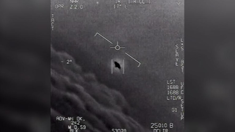 Nhà Trắng quyết tâm tăng cường năng lực tìm kiếm UFO - Ảnh 1.