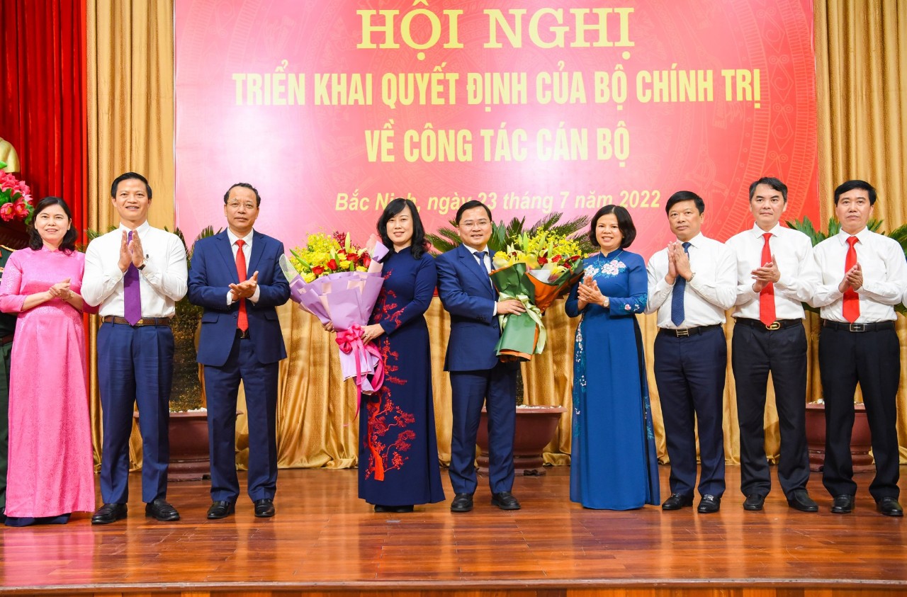 Tân Bí thư Tỉnh ủy Bắc Ninh Nguyễn Anh Tuấn: Nêu cao tính tiên phong gương mẫu, đưa Bắc Ninh phát triển vượt bậc - Ảnh 4.