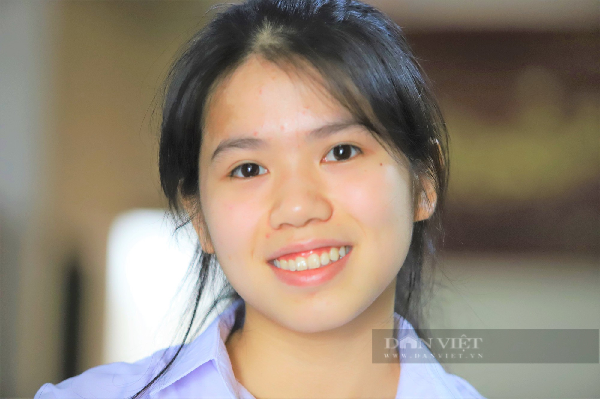 Nữ học sinh “trường làng”, trở thành thủ khoa khối A1 tỉnh Hà Tĩnh - Ảnh 1.