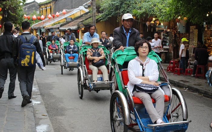 Khách quốc tế khiêm tốn, du lịch Việt Nam khó phát triển toàn diện - Ảnh 3.